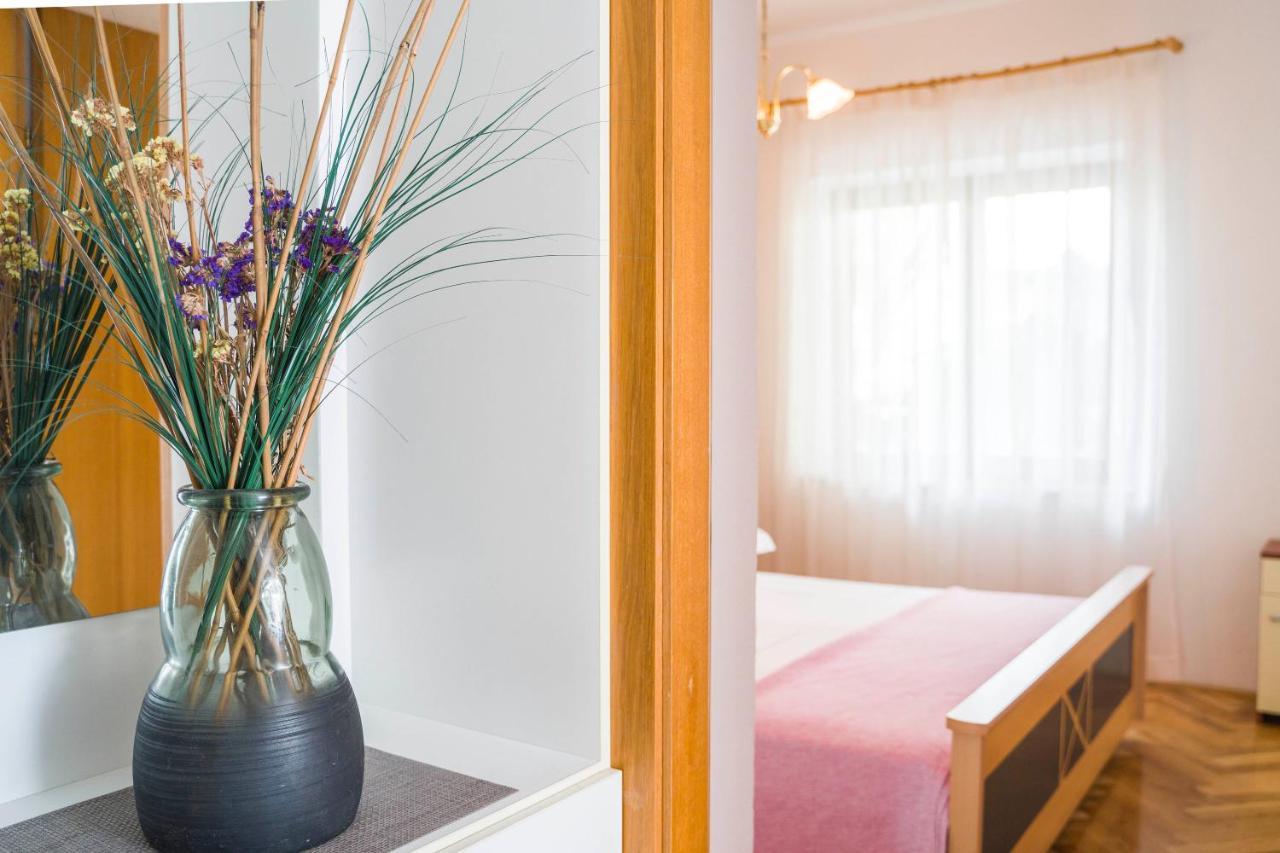 3 Bedroom Apartment Antonio Kaštela Exteriér fotografie